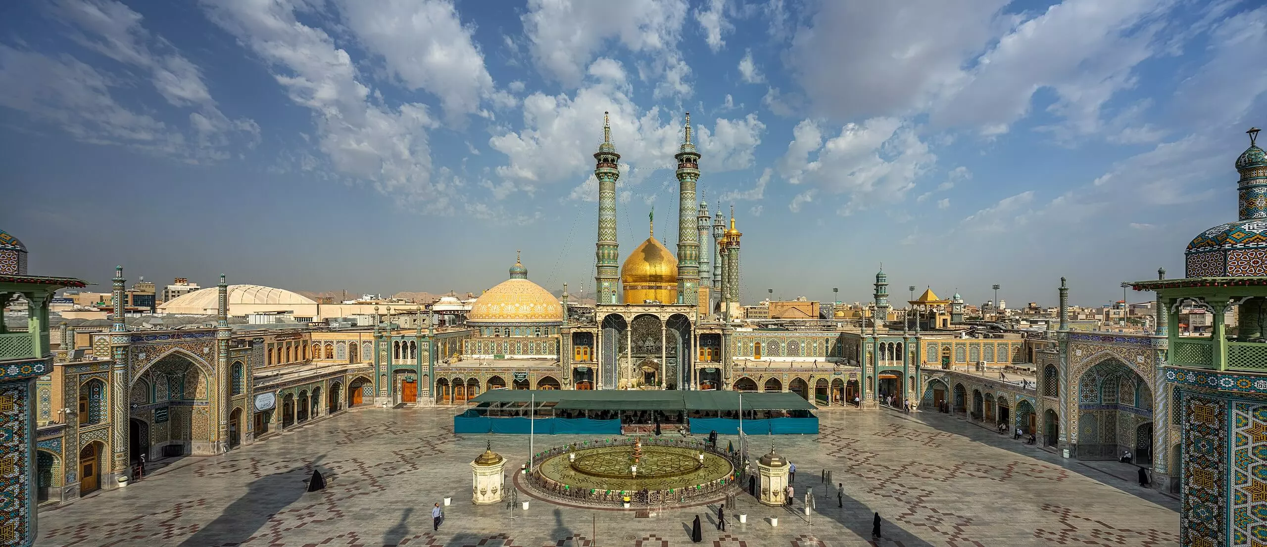 Fatimah-masume-shrine-in-qom