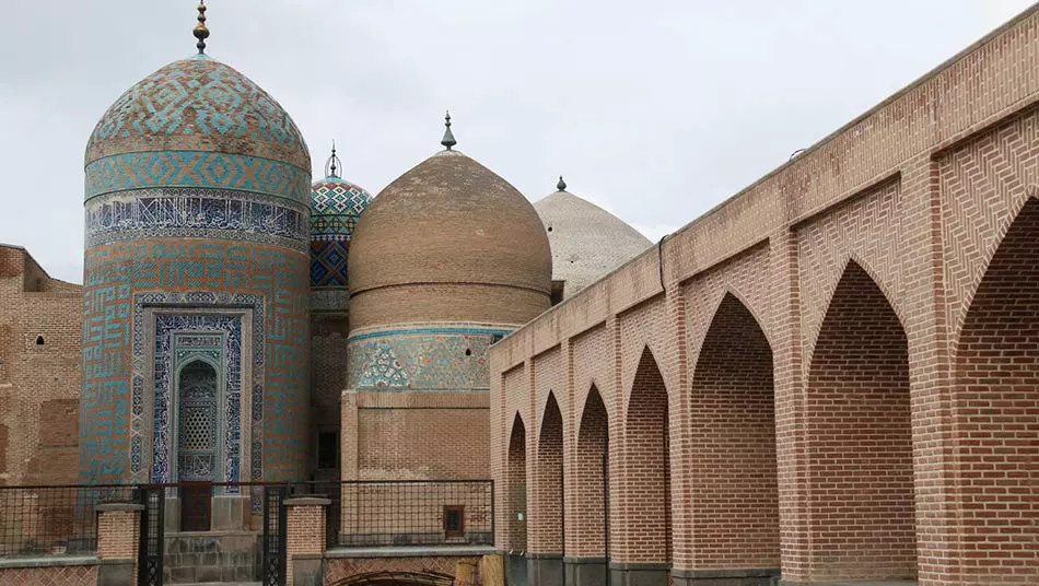 Sheikh-Safi-al-din-mosque-in-Ardabil